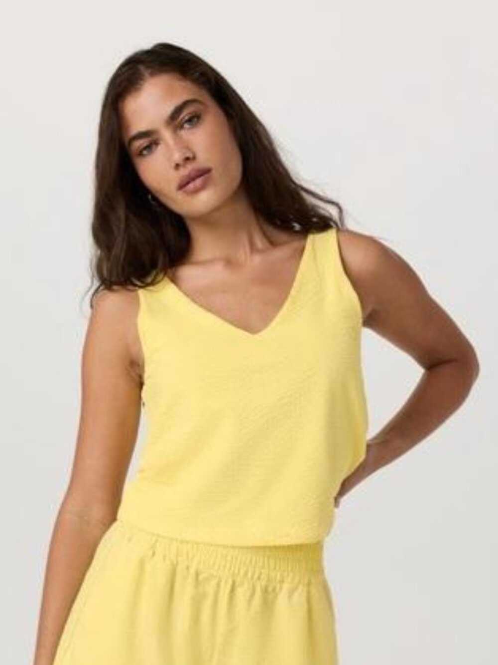Vuori Villa Textured Crop Tank Sunlight Yellow XS